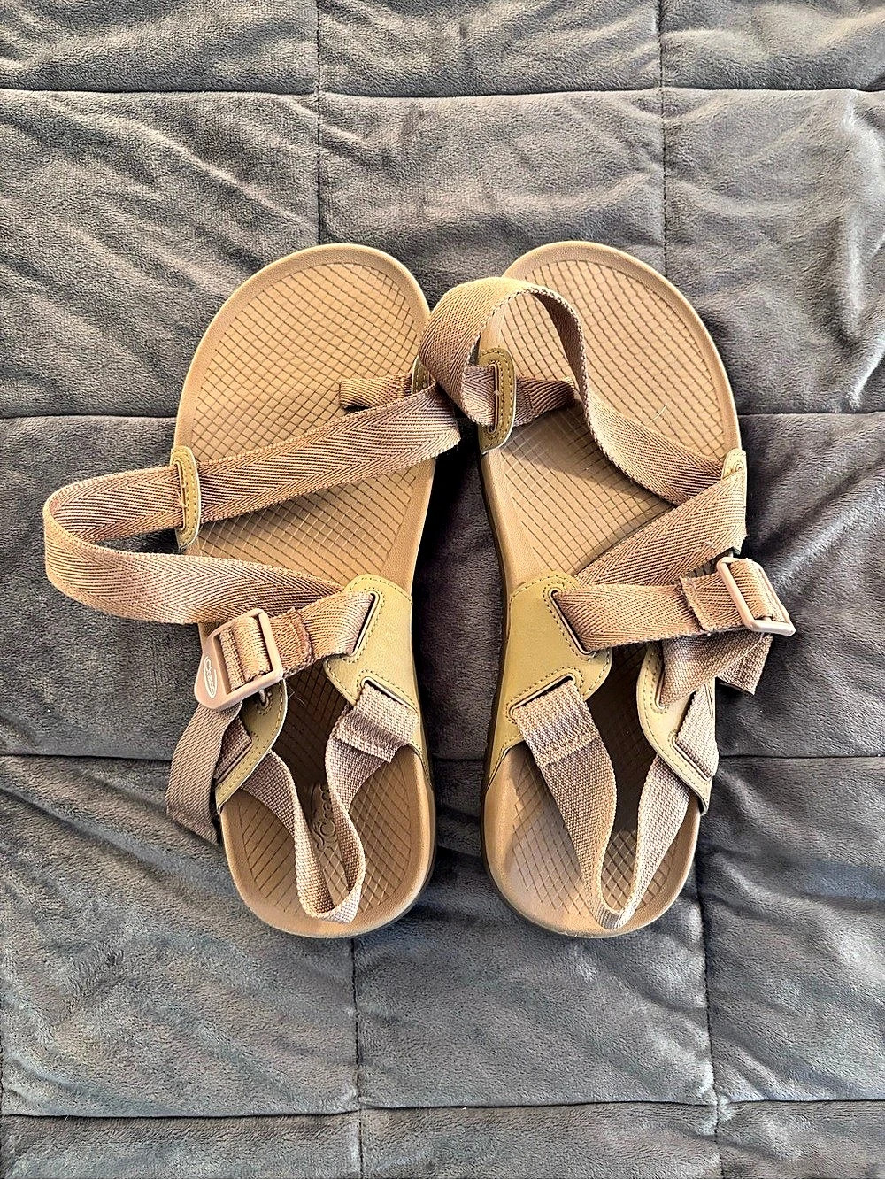 Chaco Z/Cloud 2 Sandals Brown Strappy Sandals Women’s Size 10/Men’s 8.5